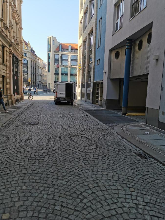 Zentrale - Ferienwohnung Am Thomaskirchhof Leipzig Extérieur photo
